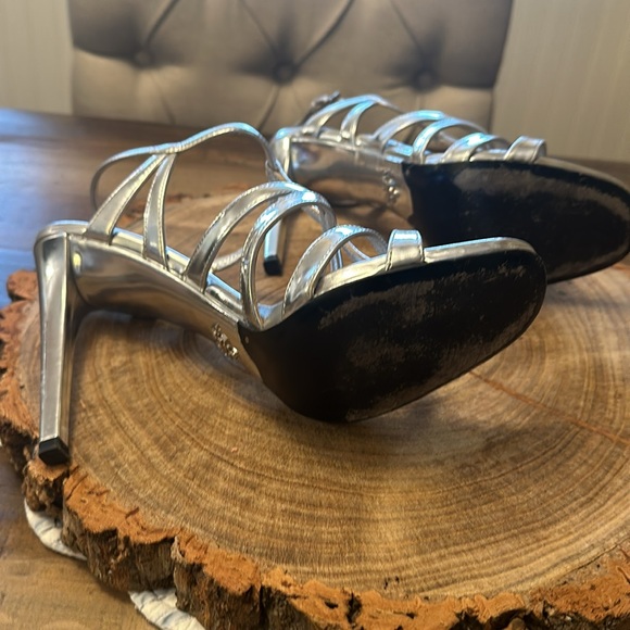 Strappy, shiny silver Prada heels. - Picture 4 of 5